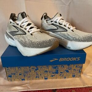Brooks Glycerin Stealthfit 21 Size 5